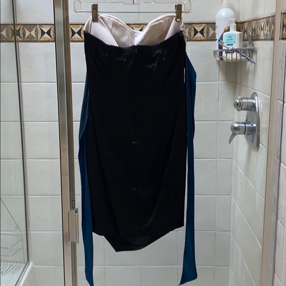 Pretty Black, White and teal dress - Picture 3 of 4